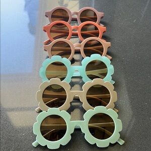 Colorful Round Flower Sunglasses Set
